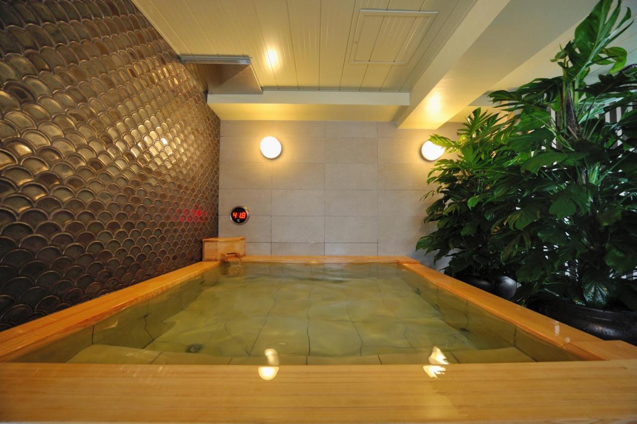 Global Cabin Tokyo Gotanda Екстер'єр фото