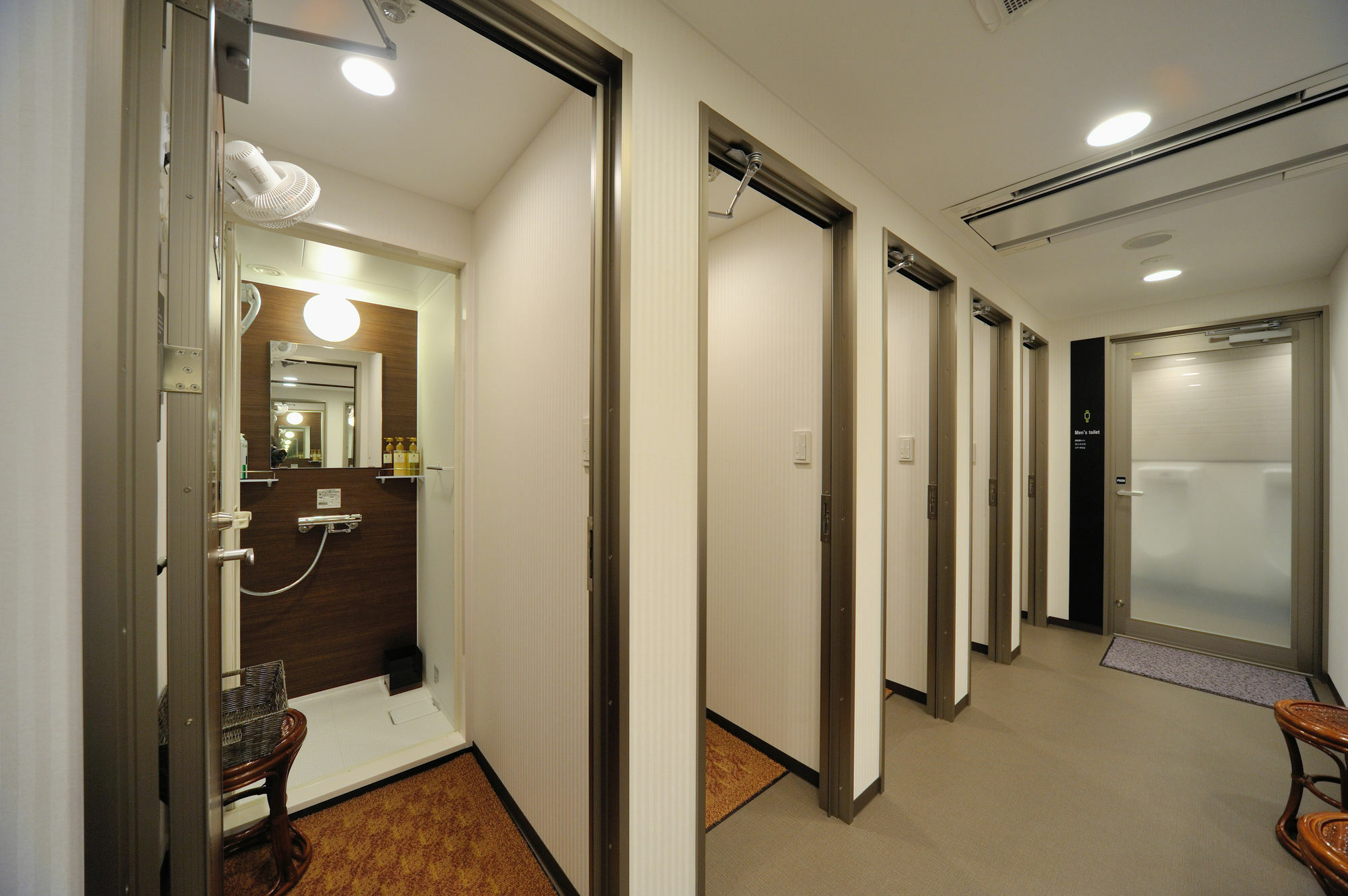 Global Cabin Tokyo Gotanda Екстер'єр фото